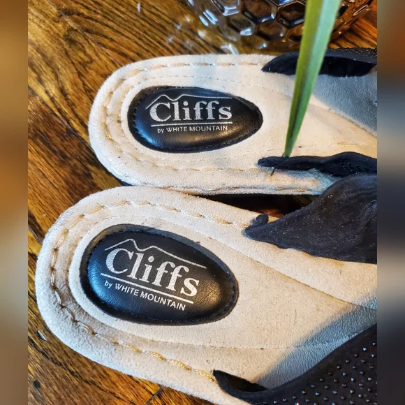 Cliffs By White Mountain Calvert Black  Sandal - Picture 3 of 7